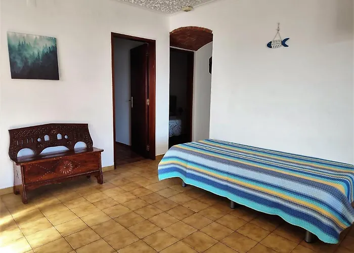 Apartamento V2 Pedro - By Bedzy